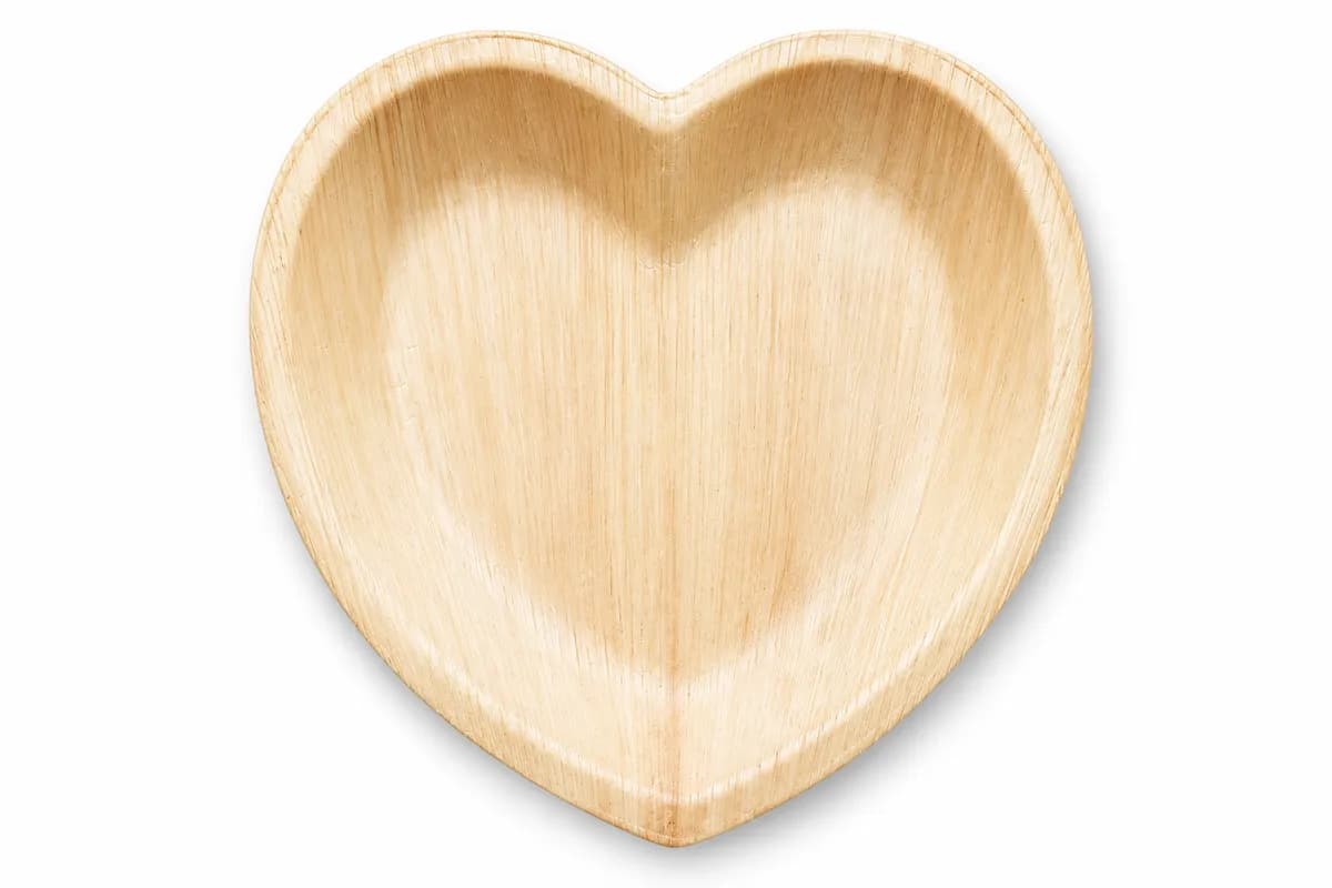 10' Heart-shaped plate